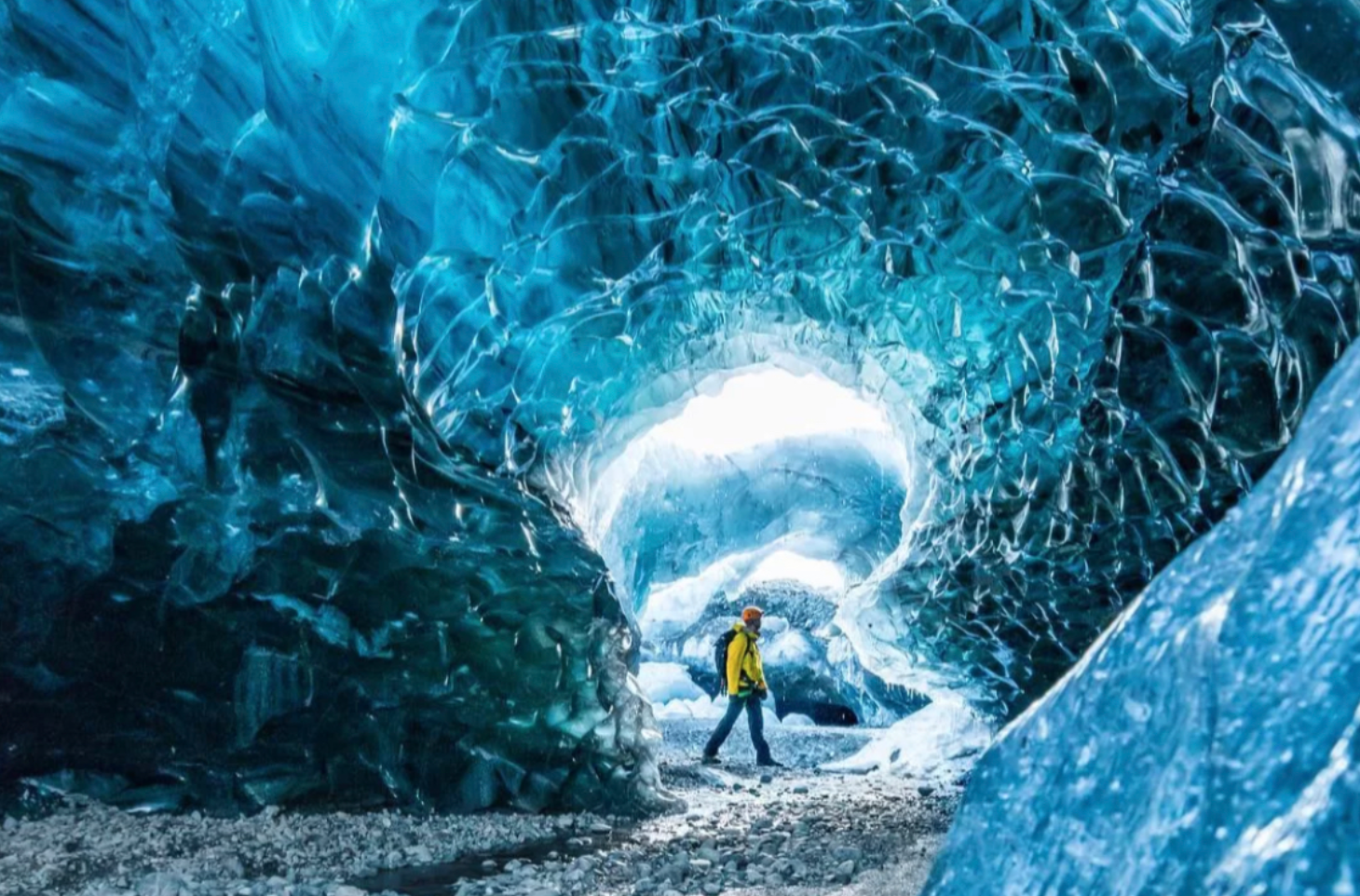 体验<br/>冬季限定，最炫酷之蓝冰洞探秘