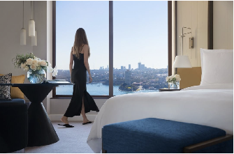 美宿<br/>入住世界顶级酒店品牌四季酒店，推开窗皆是悉尼地标景色