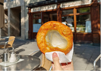 味蕾<br/>在慕尼黑的街边 尝一尝巴伐利亚传统甜甜圈