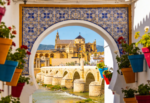 游览<br/> 科尔多瓦——西班牙最会讲故事的千年网红城